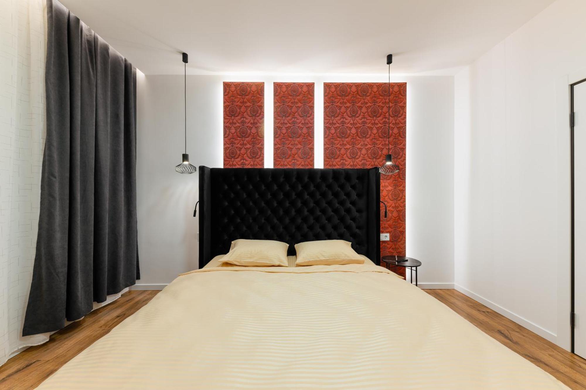 Luxury Apartments Laborca Oujhorod Extérieur photo