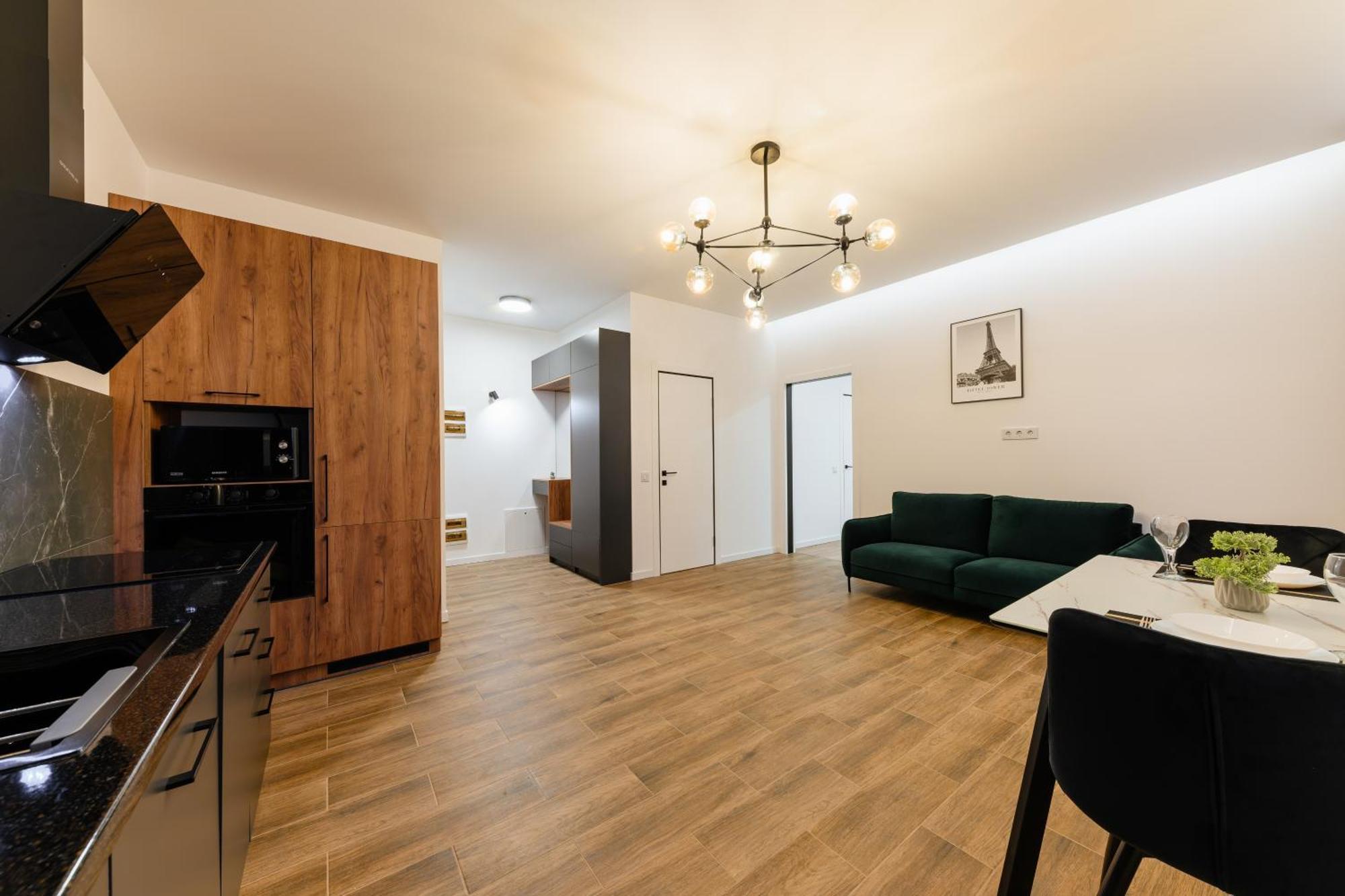 Luxury Apartments Laborca Oujhorod Extérieur photo